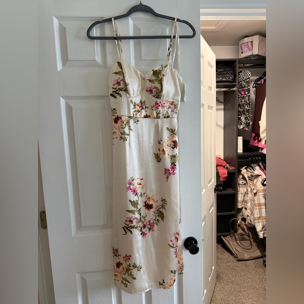 Brand new Floral MIDI dress